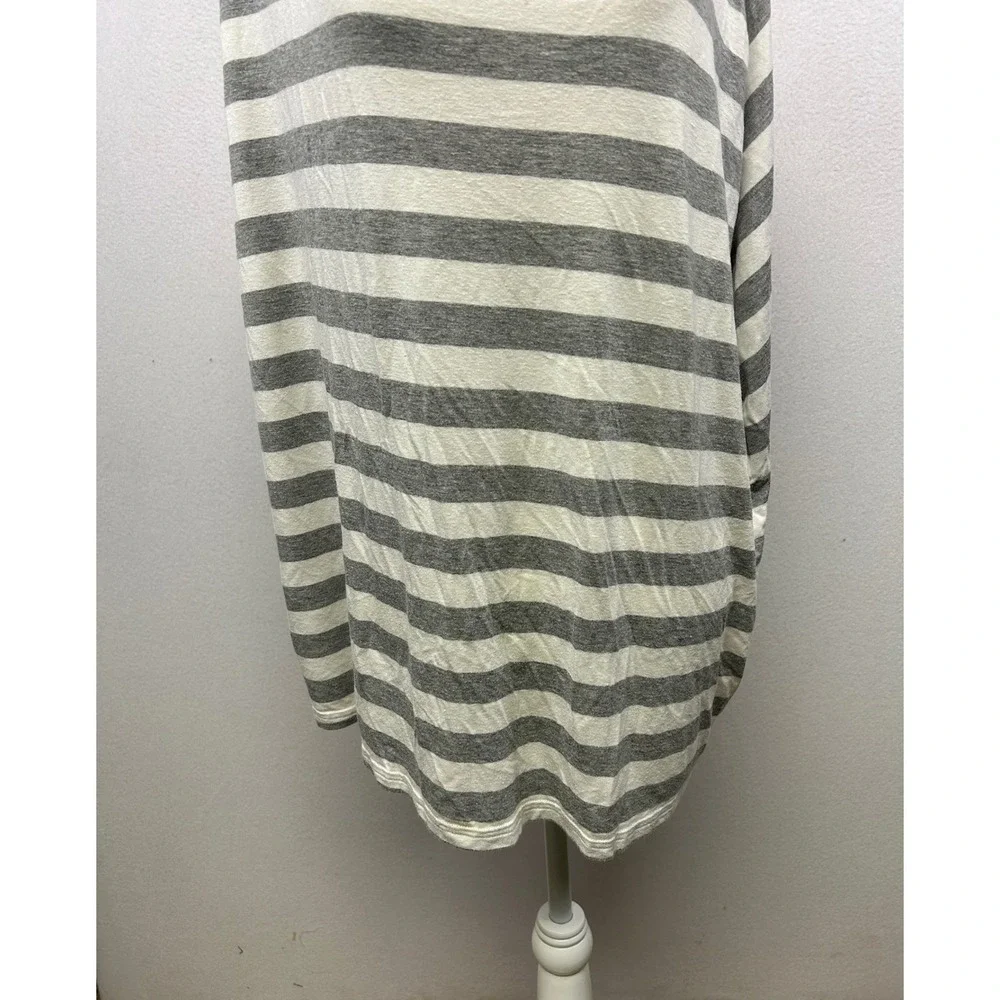 Maternity Milk Snob Womens OS Grey Striped Multi-Use Nursing Car Seat‎ Cover